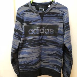 Very good condition addidas sweater.